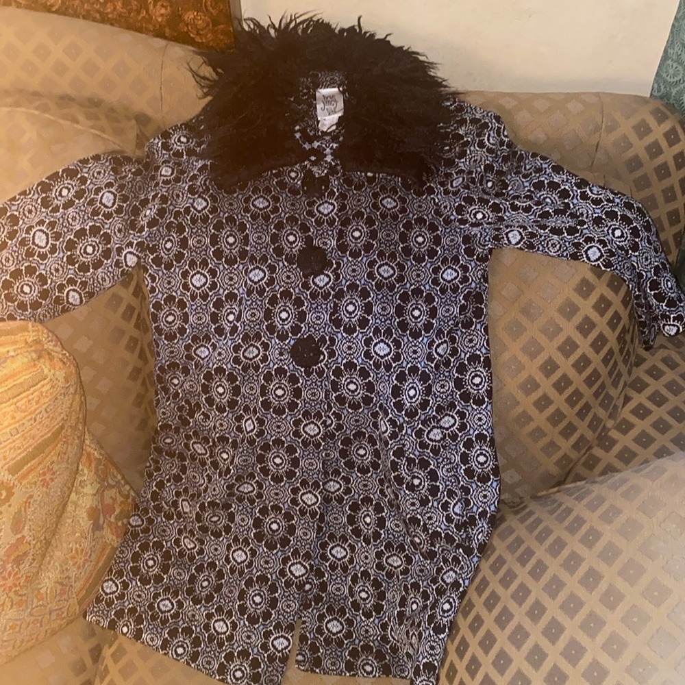 VINTAGE Ivy Jane feathered neck coat